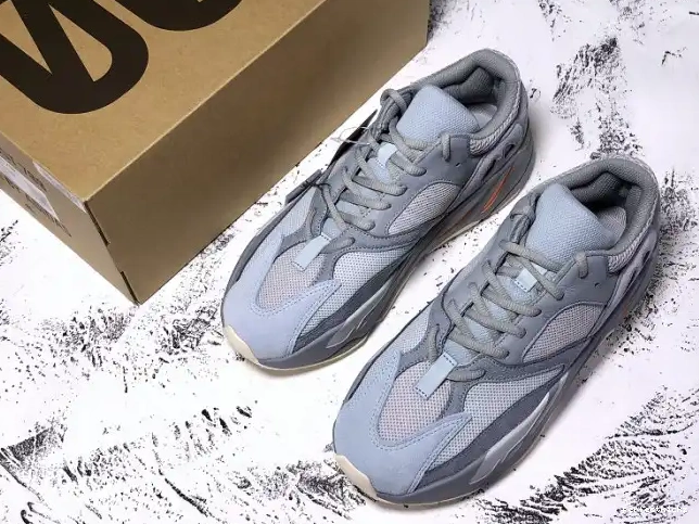 700 Boost Yeezy EQ7597 Adidas Inertia